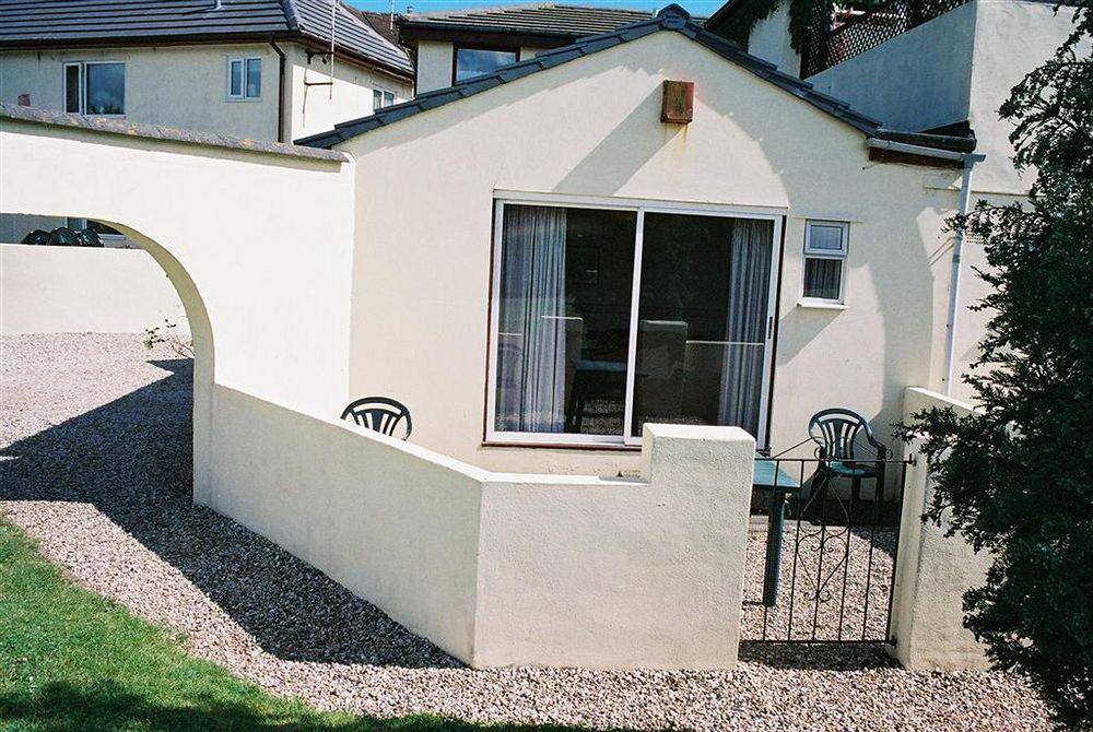 Crossways & Sea View Holiday Apartments Torquay Exterior foto